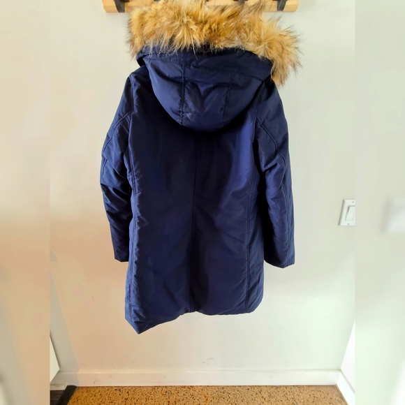 Uniqlo down jacket -50 down (body) 80 down (hood), faux fur Size L - Picture 2 of 4